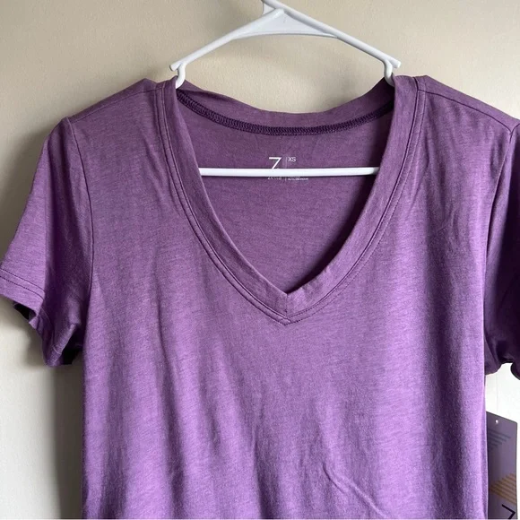 Zella Purple Short Sleeve Active Athletic Tee T-shirt NWT - Picture 3 of 5